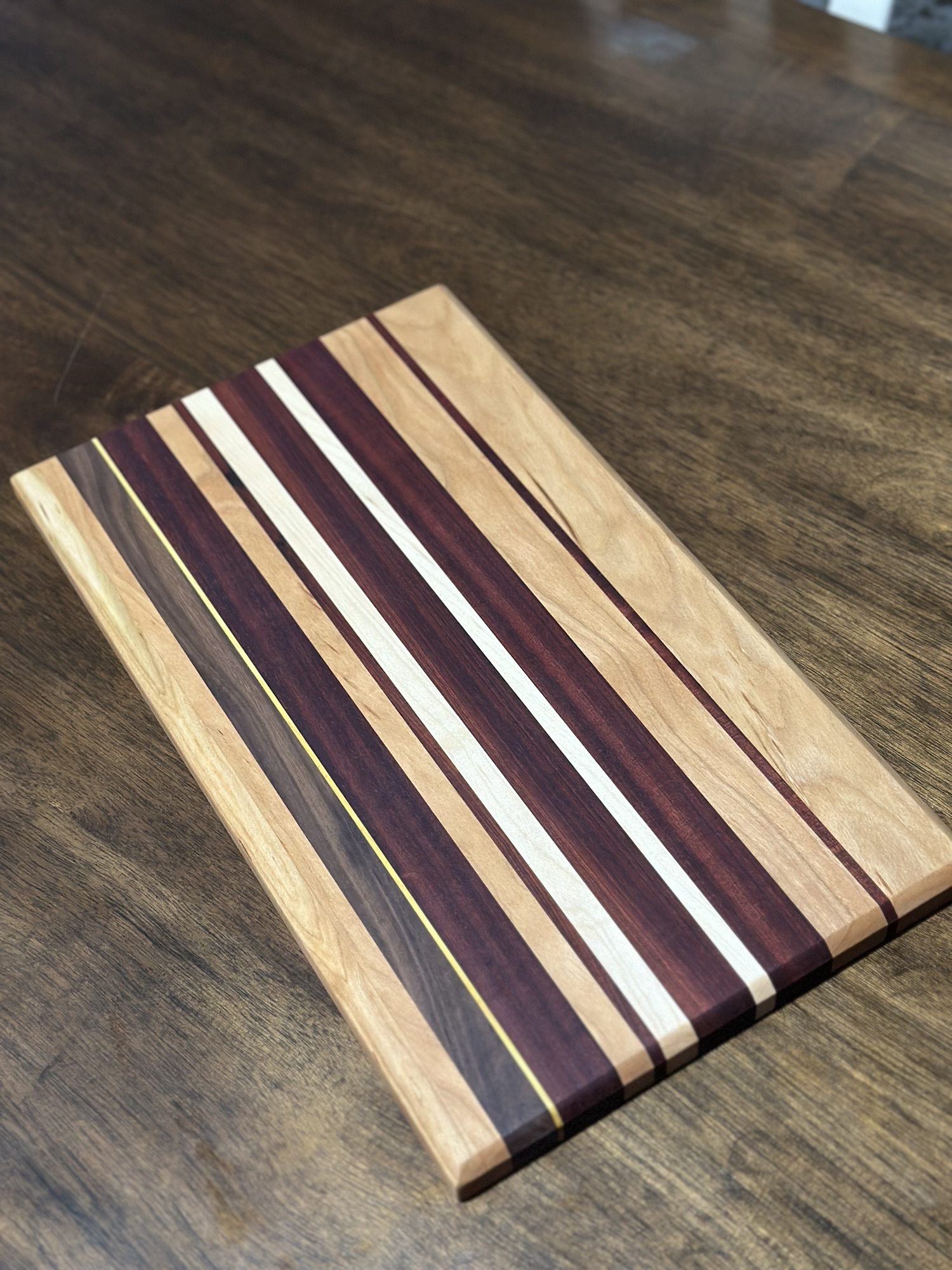 Multi-wood cutting board